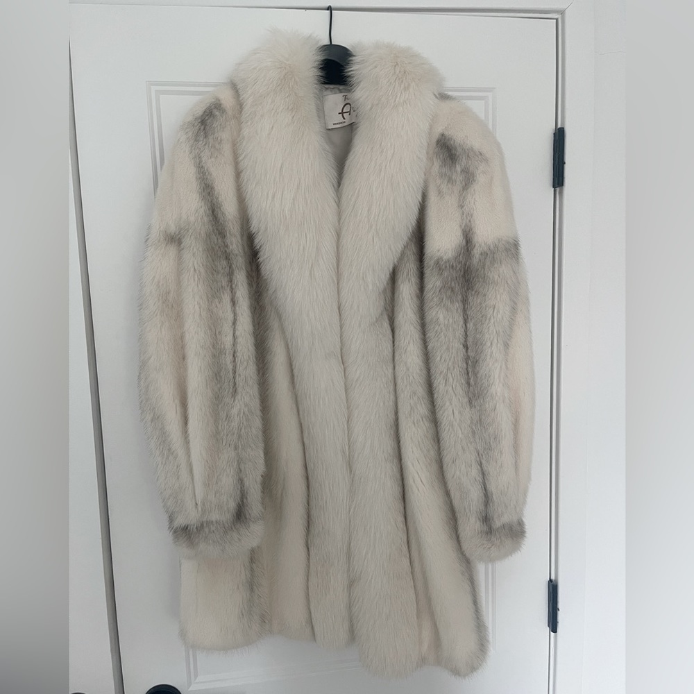 Cross Mink Fur / Excellent condition
